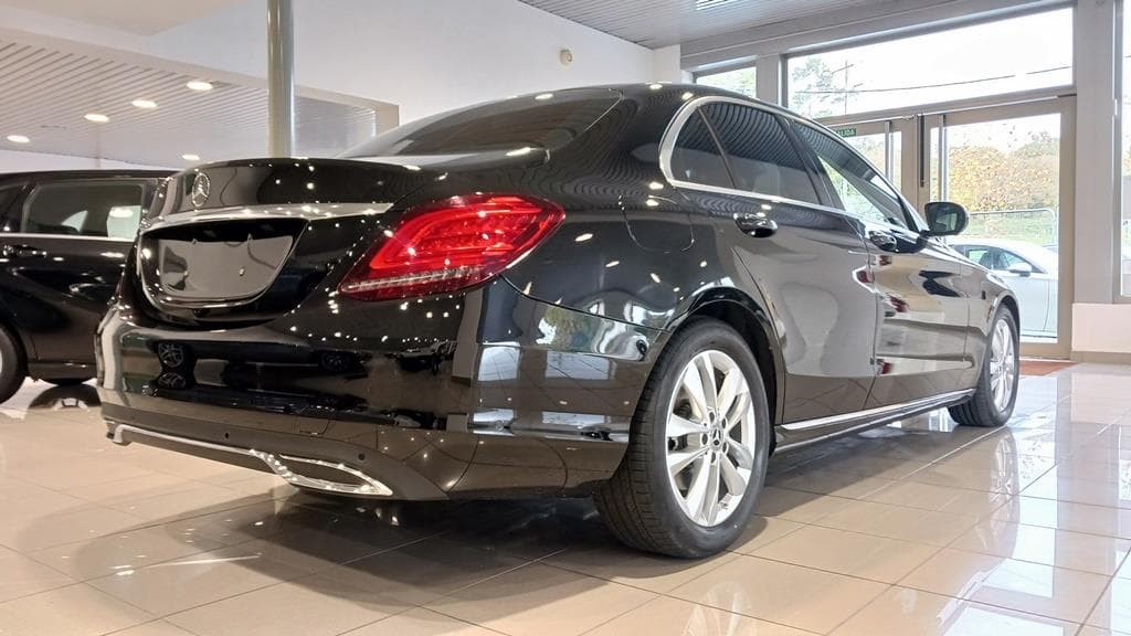 Foto 6 Mercedes C 220 d Avantgarde Aut.