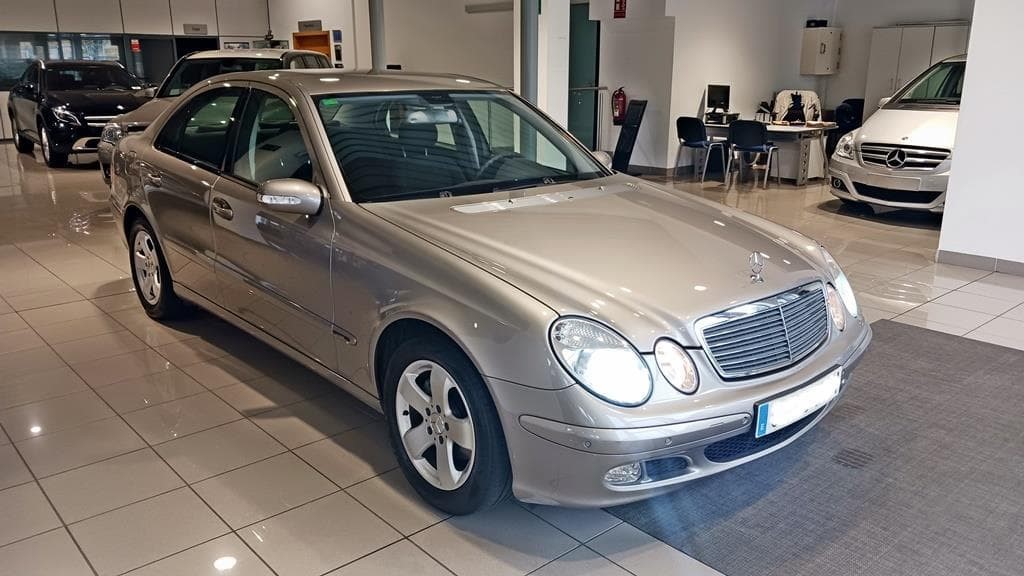 Foto 2 Mercedes E 220 CDI